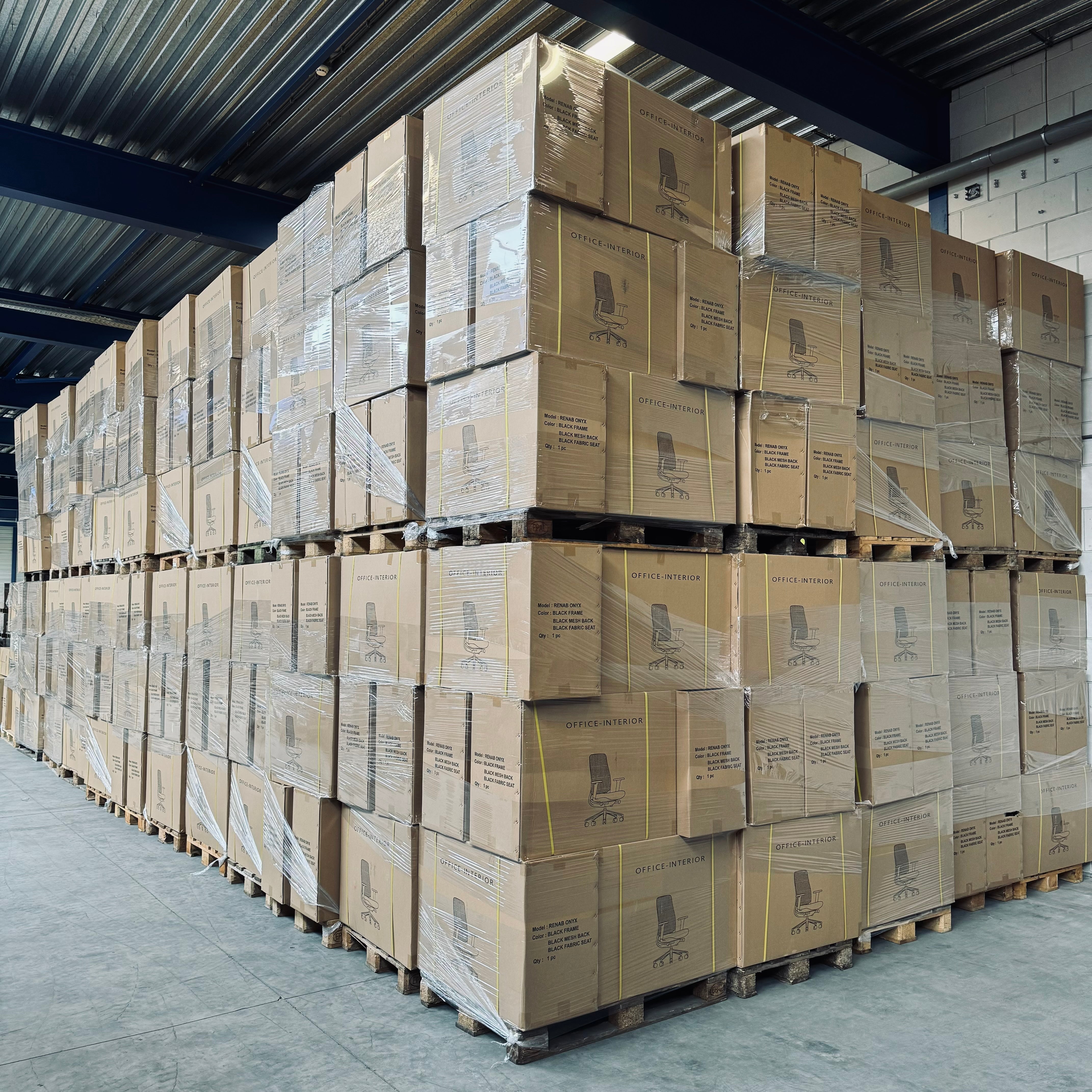 Ponownie w magazynie: Nasze krzesło biurowe Renab Onyx